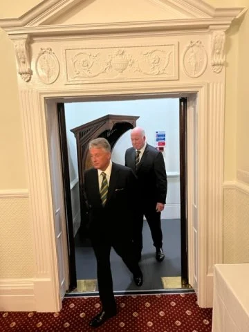 Rumbelow welcomes DGP — photograph 2 of 18