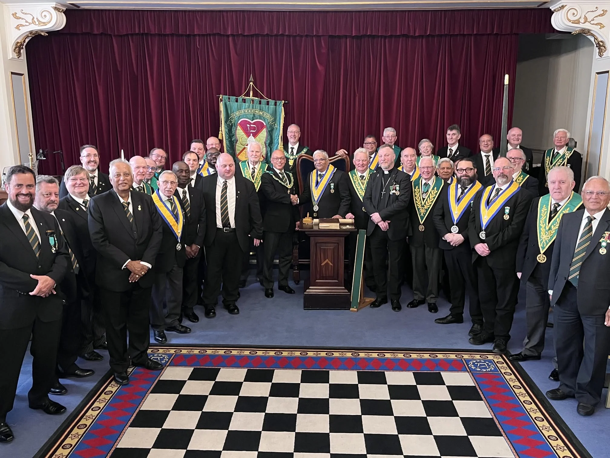 Universal Council No. 286 - Welcomes the District Grand Prefect